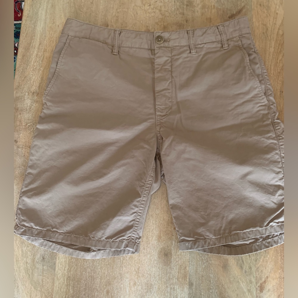 Norse Projects Men's Slim Fit Khaki Shorts Size Small